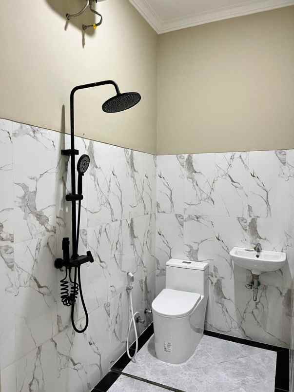 dijual rumah palasari