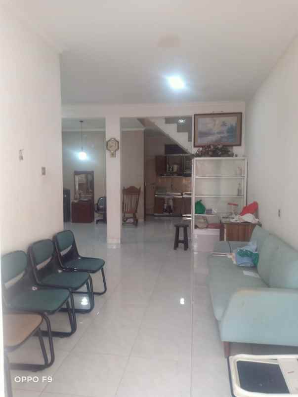 dijual rumah palmerah