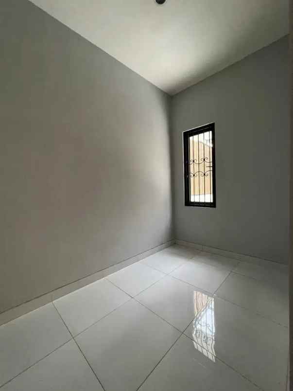 dijual rumah pamulang