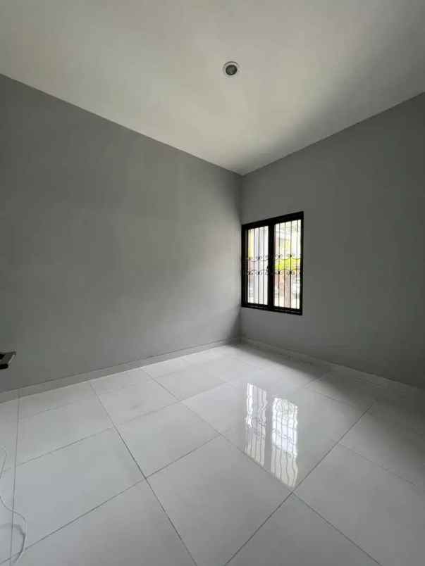 dijual rumah pamulang