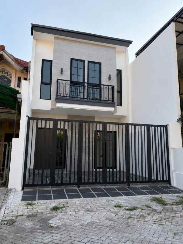 dijual rumah pantai mentari