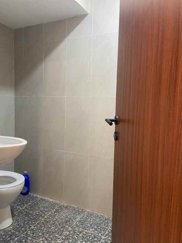 dijual rumah pekayon