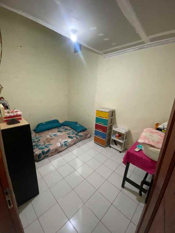 dijual rumah perum bumi inti persada