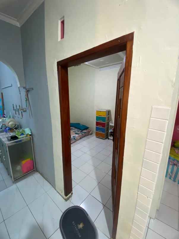 dijual rumah perum bumi inti persada