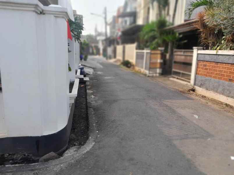 dijual rumah perum kopti setu cipayung