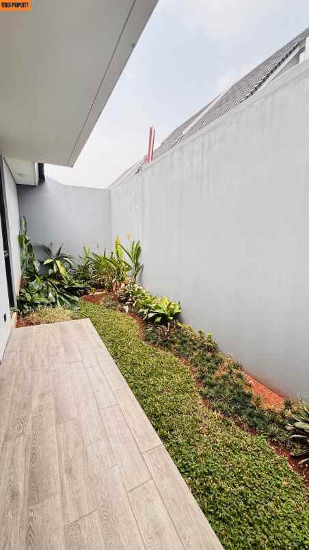 dijual rumah perumahan bukit golf