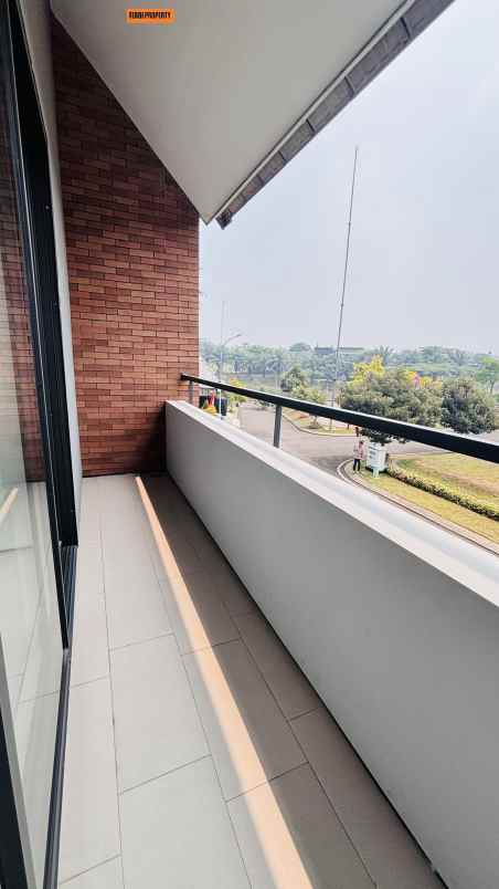 dijual rumah perumahan bukit golf