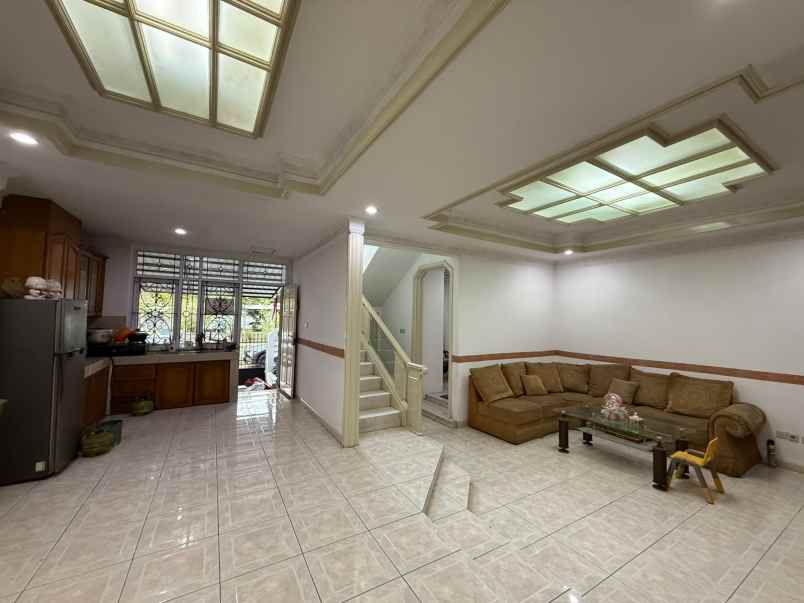 dijual rumah perumahan citra garden 2