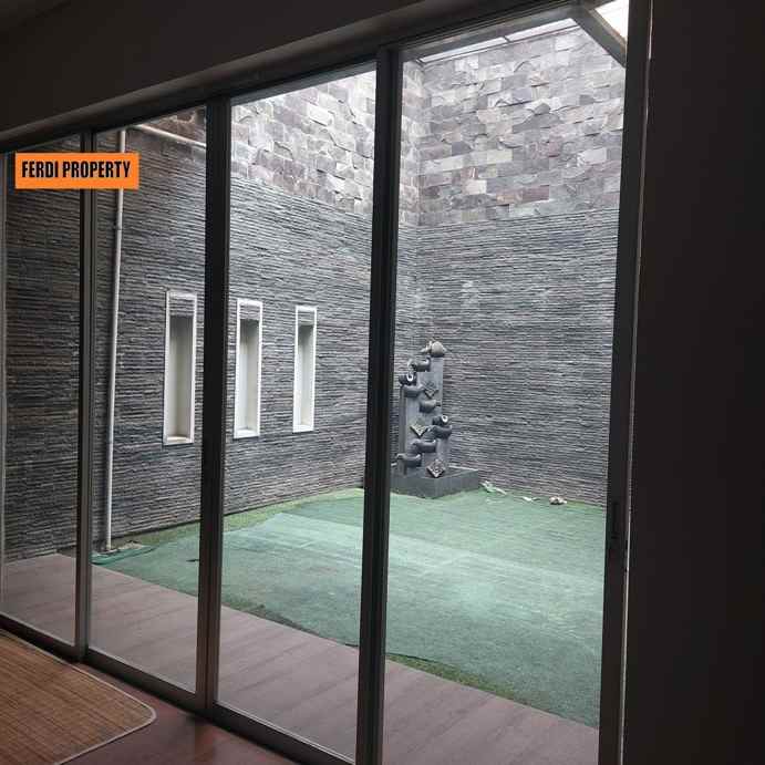 dijual rumah perumahan citra gran cibubur