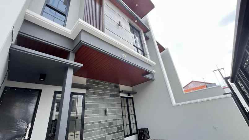dijual rumah perumahan galaxy bumi
