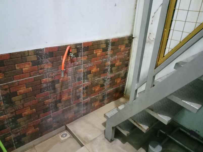 dijual rumah perumahan mutiara garuda