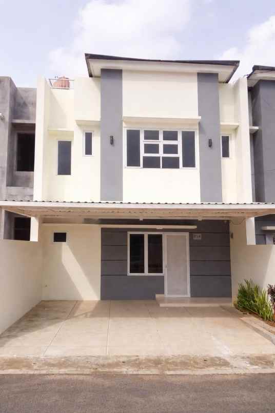 dijual rumah perumahan puri amala asri