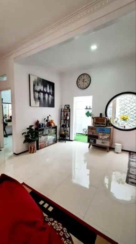 dijual rumah perumahan puri palma araya