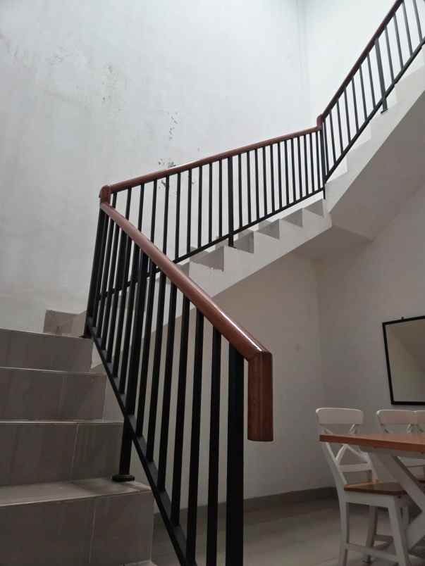dijual rumah perumahan sukatani permai
