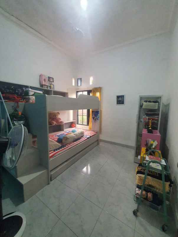 dijual rumah pojok dekat kampus uin jember