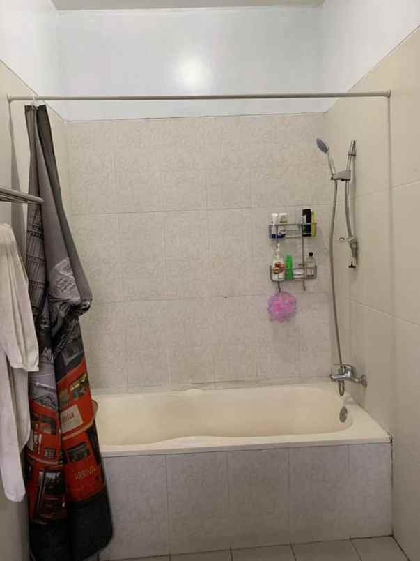 dijual rumah pondok hijau