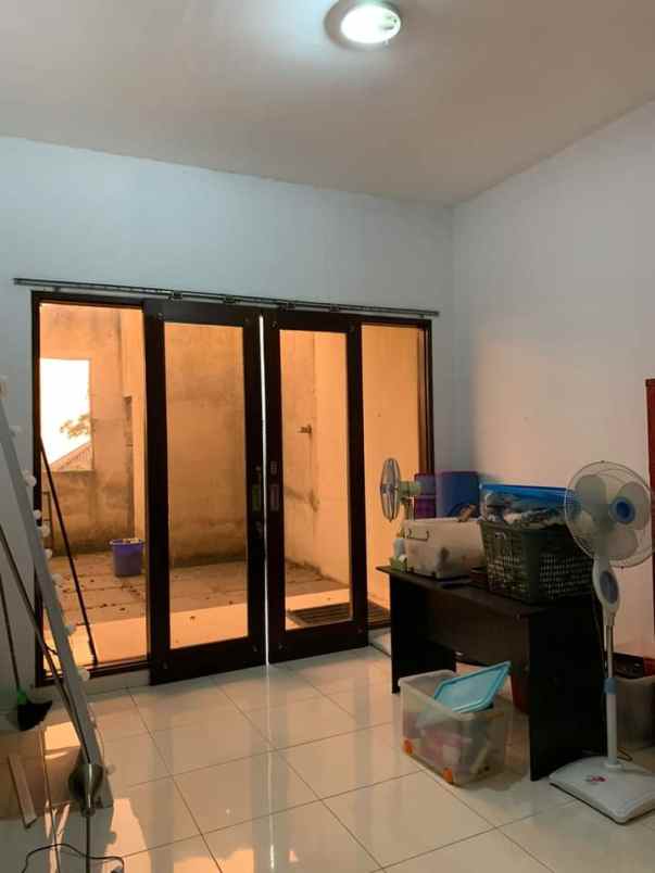dijual rumah pondok hijau