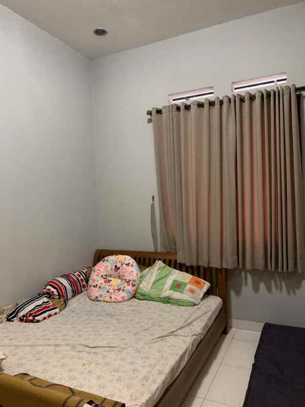 dijual rumah pondok hijau