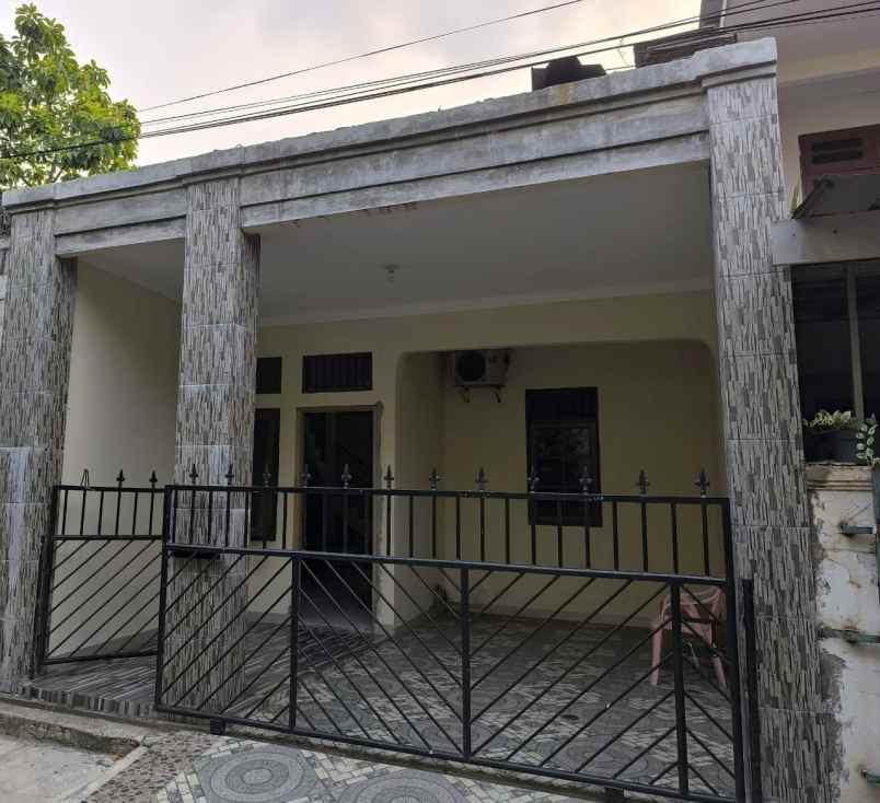 dijual rumah pondok pekayon indah
