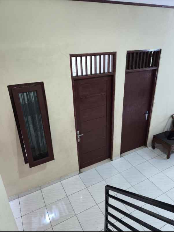 dijual rumah pondok pekayon indah