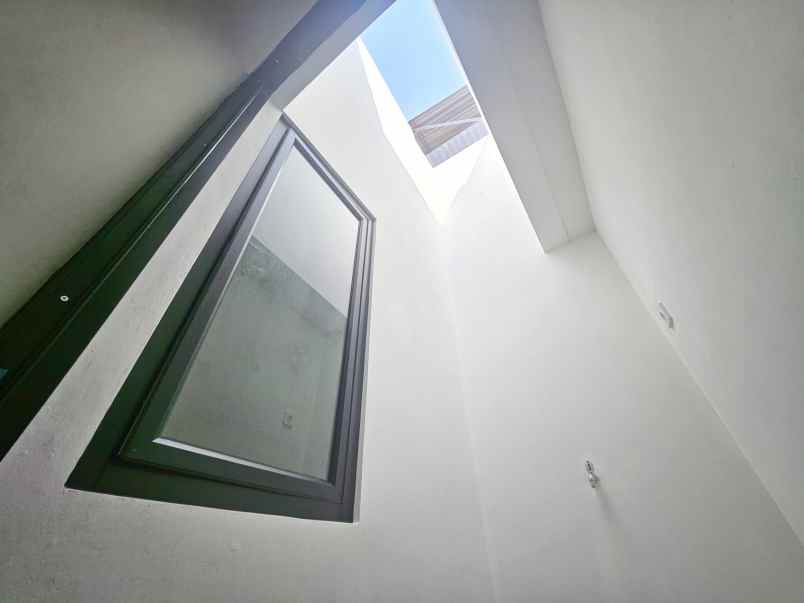 dijual rumah pondok ungu permai sektor