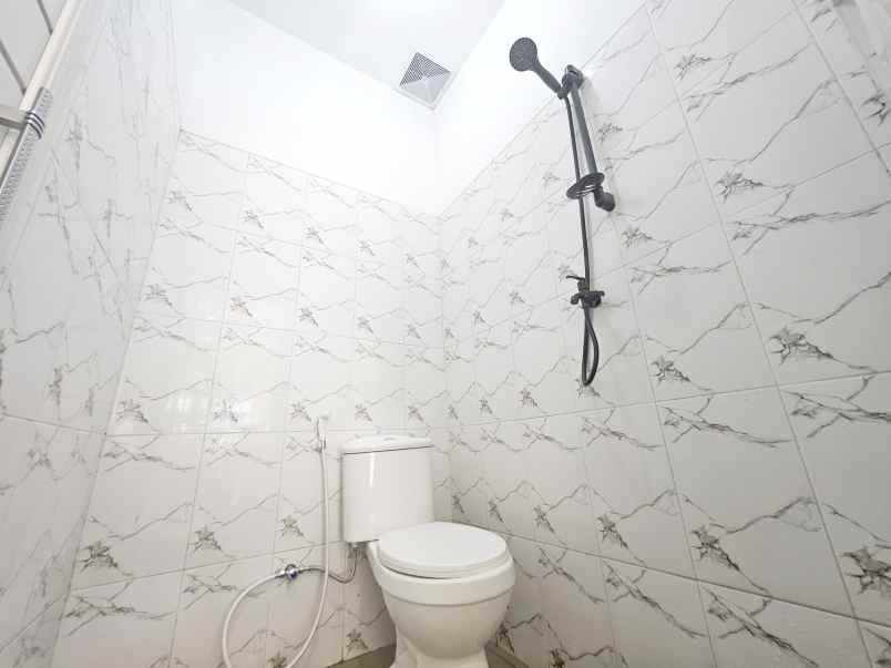 dijual rumah pondok ungu permai sektor