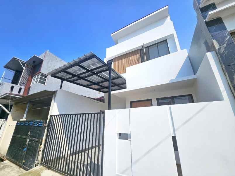 dijual rumah pondok ungu permai sektor