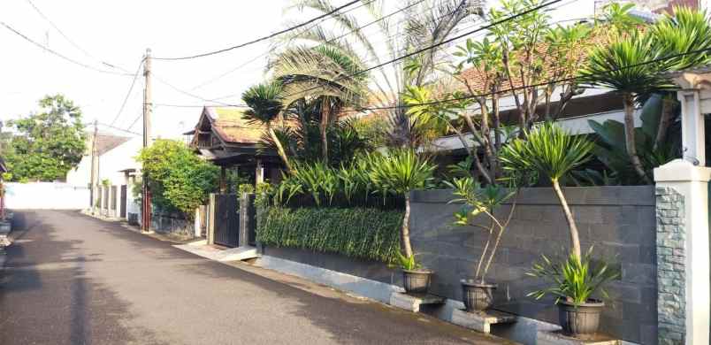 dijual rumah pos pengumben