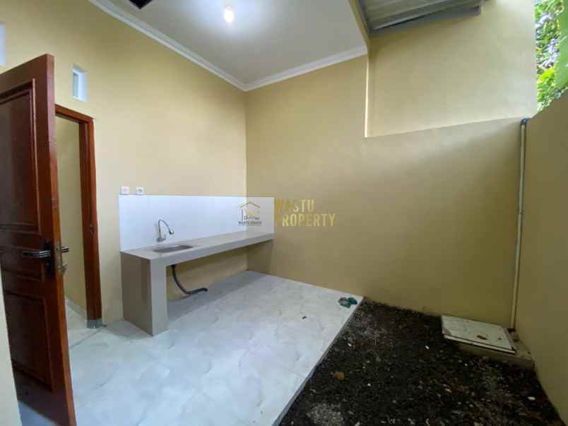 dijual rumah prambanan