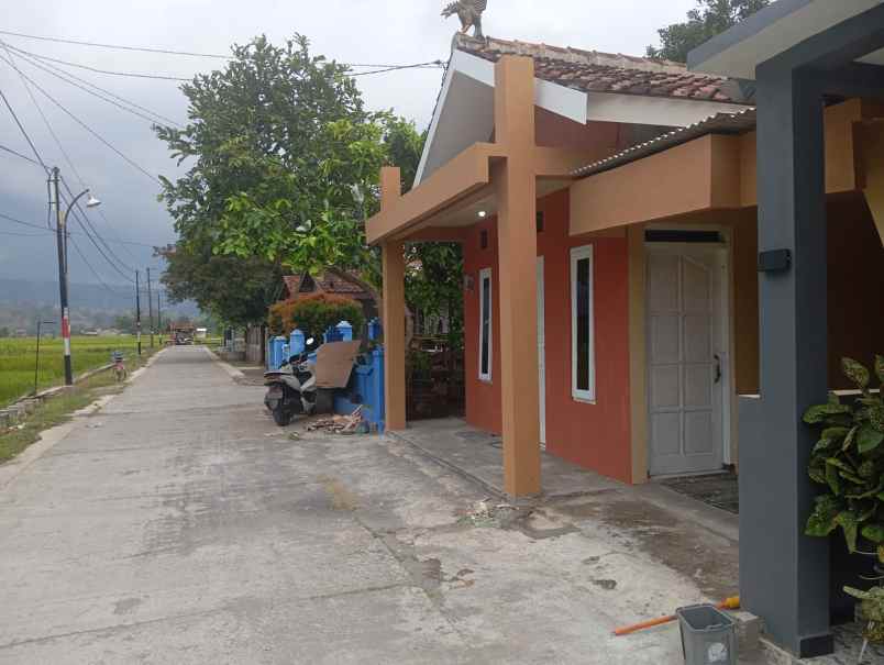 dijual rumah prambanan sleman