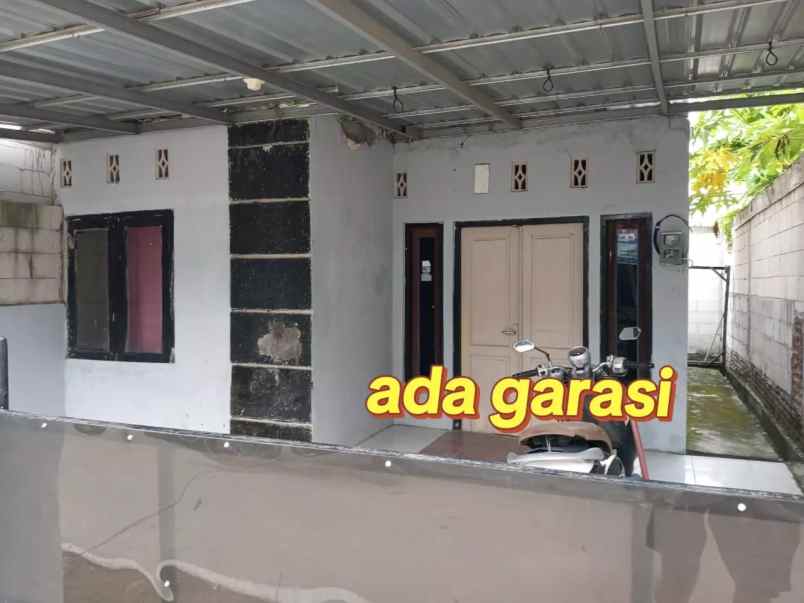 dijual rumah pucang gading
