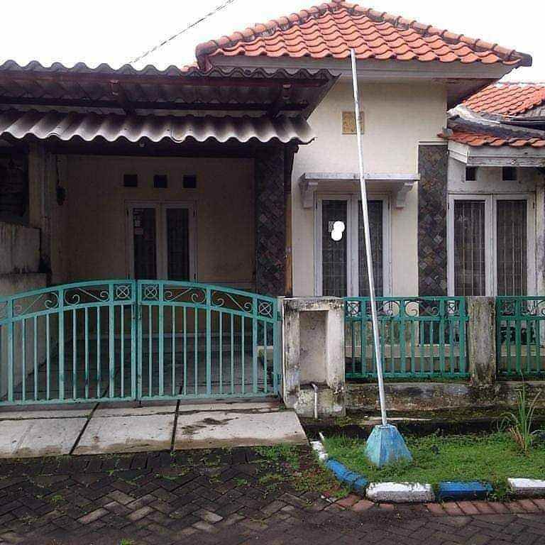 dijual rumah puri surya jaya