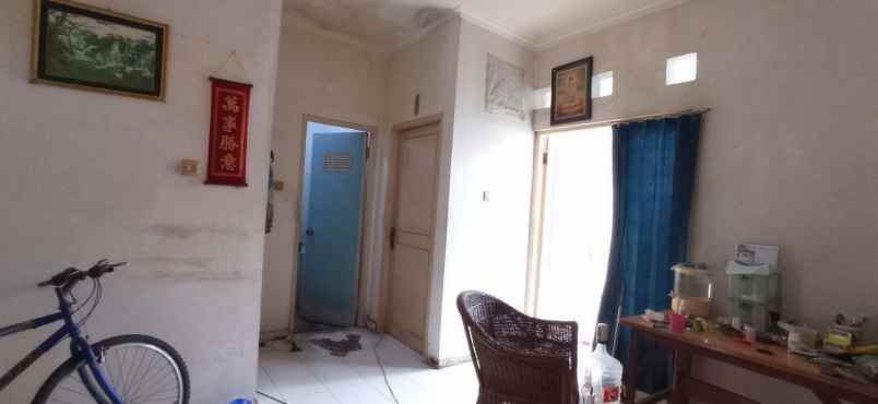 dijual rumah puri surya jaya