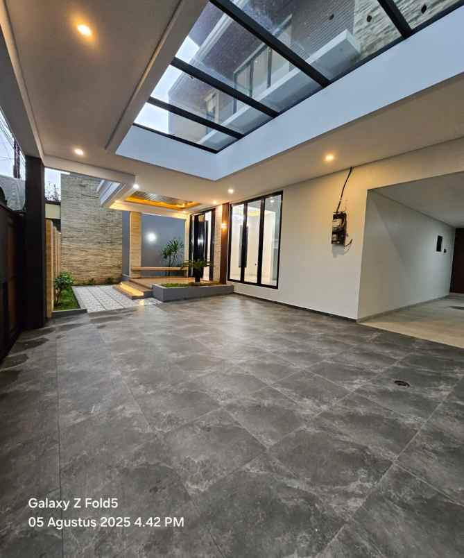 dijual rumah radio dalam kec kebayoran