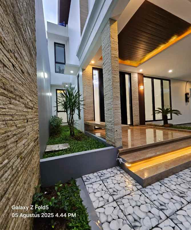 dijual rumah radio dalam kec kebayoran