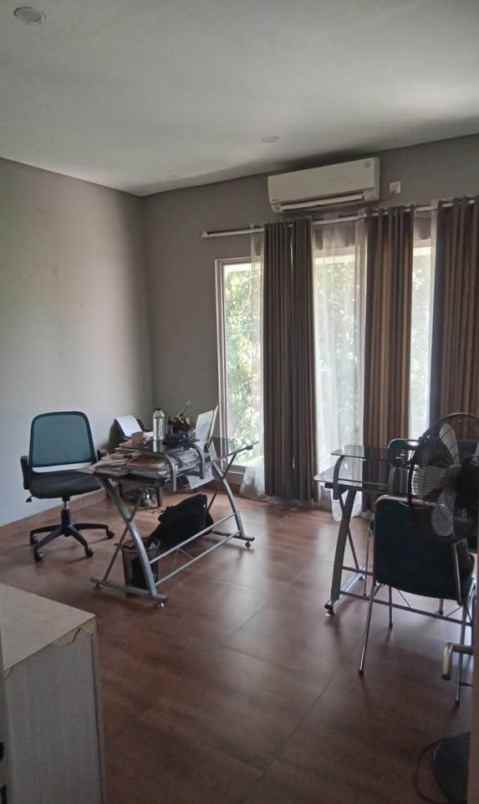 dijual rumah raffless hills cibubur