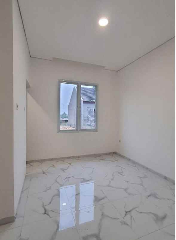 dijual rumah rangkapan jaya