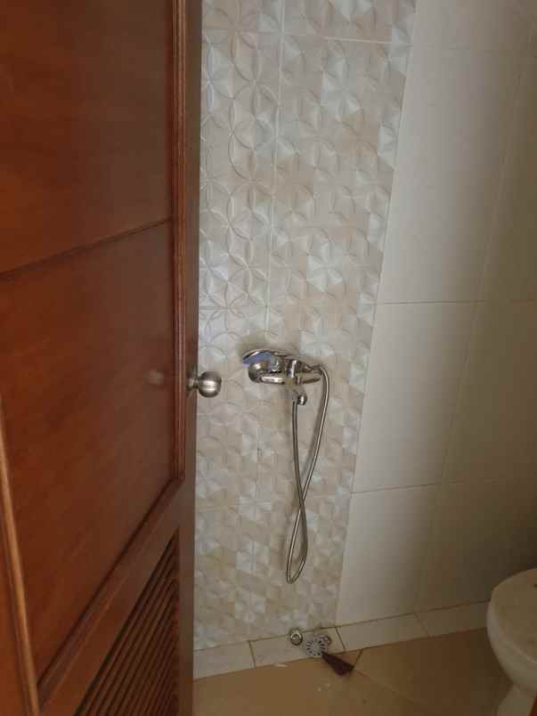 dijual rumah rawamangun