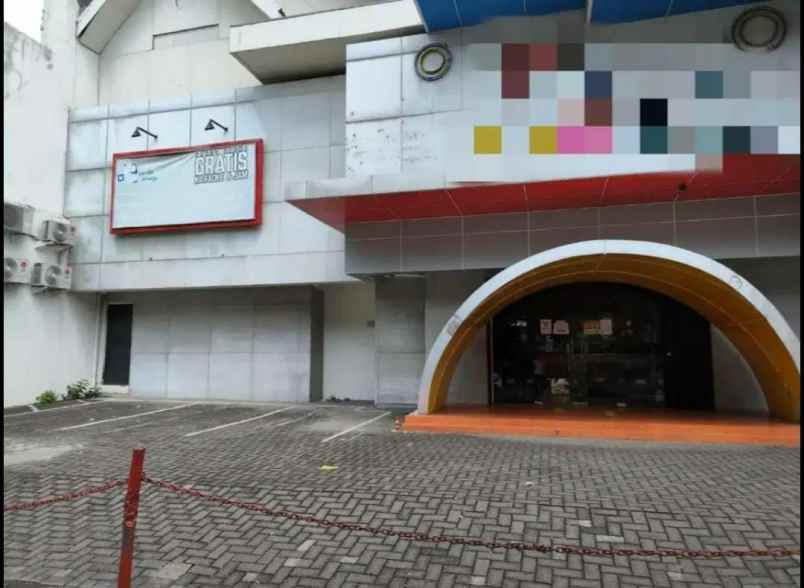 dijual rumah raya dr soetomo