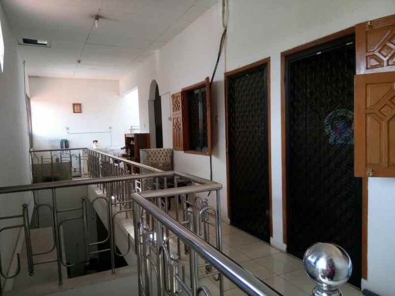 dijual rumah rungkut