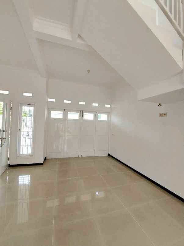 dijual rumah saptorenggo pakis malang