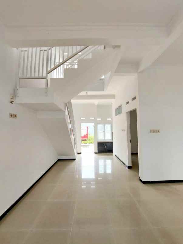 dijual rumah saptorenggo pakis malang