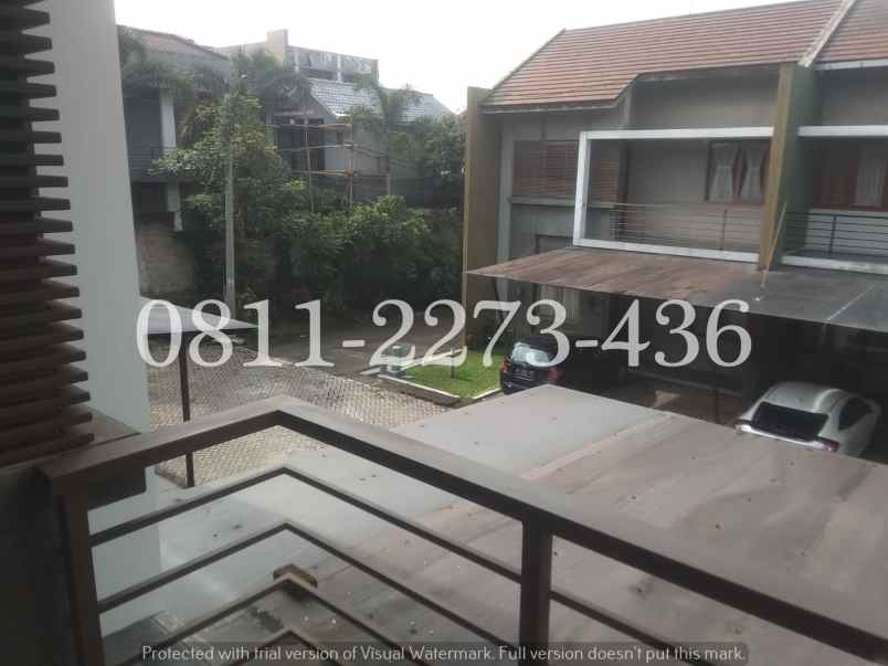 dijual rumah sarijadi