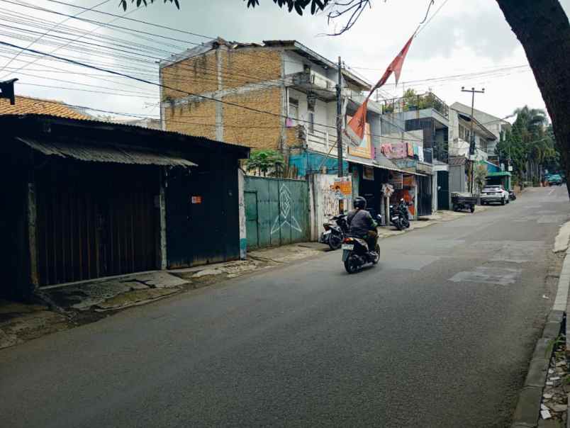 dijual rumah sarijadi