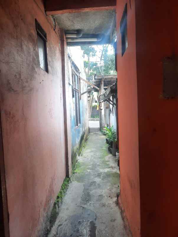 dijual rumah sarijadi
