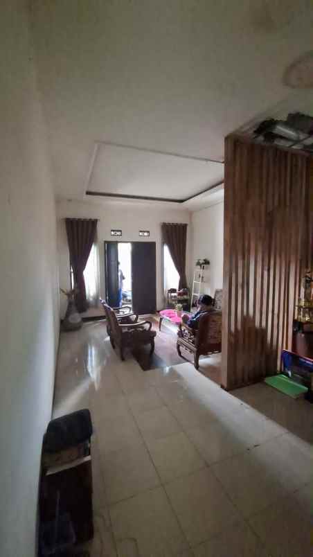 dijual rumah sekepanjang
