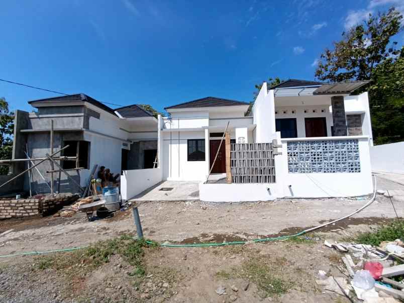 dijual rumah sendang sarj
