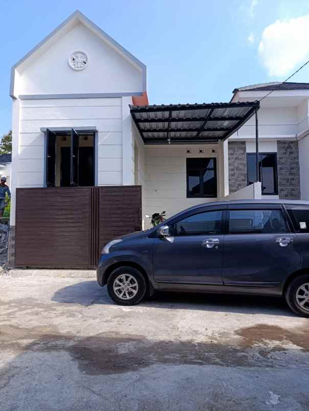 dijual rumah sendang sarj