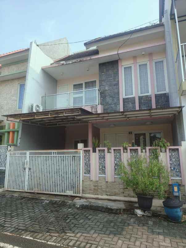 dijual rumah siap huni lokasi di sulfat malang