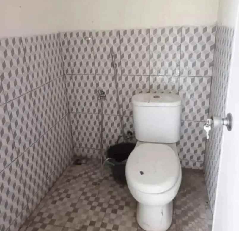 dijual rumah sidomoyo